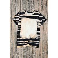 Azura Exchange Tie Dye Stripe Print Bleached T-Shirt - M thumbnail