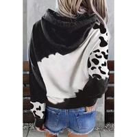Azura Exchange Cow Tie Dye Print Pullover Hoodie with Pocket - M thumbnail