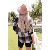 Azura Exchange Plaid Print Shirt with Distressed Raw Edge - M thumbnail