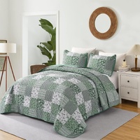 Delightful Quilted bedspread and pillowcovers set: Indulge in Comfort - Queen size thumbnail