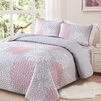 Mosaic Quilted coverlet and pillowcovers set: Unique Patchwork Design - Queen size thumbnail