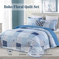 Charming Quilted coverlet and pillowcovers set: Timeless Appeal - Queen size thumbnail