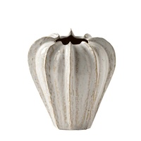 Charming White Ceramic Vase – Stylish Home Decor Accent for Flowers and Decorative Arrangements thumbnail