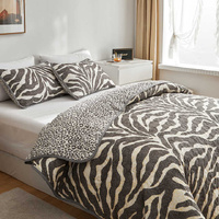 Grey Leopard Pattern 3-Piece Polyester Duvet Cover Set with 2 Pcs Pillowcases - Elegant Bedding, Machine Washable, 173x230cm Duvet + 51x76cm Pillowcas thumbnail