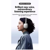 Green Comfortable Over-Ear Headphones - Hi-Fi Sound, Long Battery, Swivel Control thumbnail