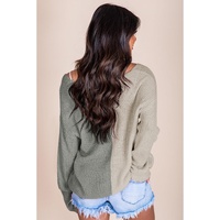 Azura Exchange Gray Long Sleeve V-Neck Colorblock Sweater - M thumbnail