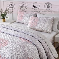 Mosaic Quilted coverlet and pillowcovers set: Unique Patchwork Design - Queen size thumbnail