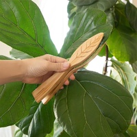 Portable Leaf Cleaning Brush – Creative Plant Leaf Cleaner for Indoor & Outdoor Use thumbnail