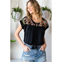 Azura Exchange Embroidered Short Sleeve Blouse - M thumbnail