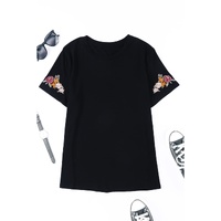 Azura Exchange Embroidered Short Sleeve T-Shirt with Floral Detail - L thumbnail