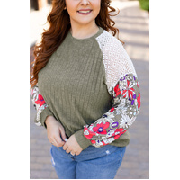 Vineyard Green Plus Size Textured Floral Patchwork Raglan Sleeve Blouse - 1X thumbnail