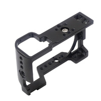 Metal Rabbit Cage For Sony A6000-A6500 Cameras thumbnail