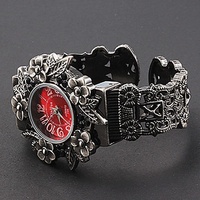 Flower Embossed Retro Bracelet Watch - Women Quartz - Pink thumbnail