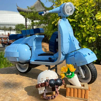 NNEOBA NEW Roman Vespas 125 MOC 10298 Motorcycle City Toys thumbnail