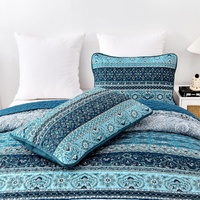 Opalescent Quilted coverlet and pillowcovers set: Shimmering Beauty - Queen size thumbnail