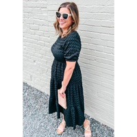 Black Plus Size Textured Tiered Short Sleeve Maxi Dress - 1X thumbnail