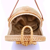 Handmade Bowknot Rattan Bag Vintage Art Beach Diagonal Bag 20X20X8Cm thumbnail