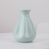 Drop-resistant Plastic Vase for Dry and Wet Flower Arrangements - Pink thumbnail