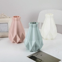 Drop-resistant Vase for Creative Living Room Flower Arrangements - Green thumbnail