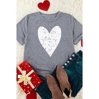 Azura Exchange Heart Graphic Print T-Shirt - S thumbnail