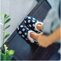 ARCHLINE Orthotic Slippers CLOSED Arch Scuffs Pain Moccasins Relief - Black/White Polka Dots - EUR 37 (Womens 6 US) thumbnail