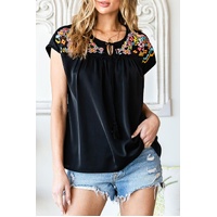 Azura Exchange Embroidered Short Sleeve Blouse - M thumbnail