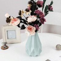 Drop-resistant Vase for Creative Living Room Flower Arrangements - Green thumbnail