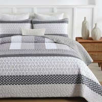 Bespoke Quilted Bedspread and Pillowcases Set: Tailored Luxury for Your Home - Queen size thumbnail