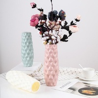 Creative Diamond-shaped Vase for Dry and Wet Flower Arrangements - Blue thumbnail