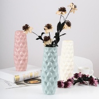 Creative Diamond-shaped Vase for Dry and Wet Flower Arrangements - Milk White thumbnail