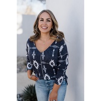 Gray Plus Size Aztec Print Exposed Seam Top - 2X