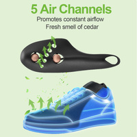 Large Black Shoe Stretcher with Cedar Wood Balls, Size EUR 41-46 (Men&#39;s US 10-13, Women&#39;s 11.5-14.5)