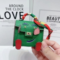 Green Mini Bag Earphone Case - Stylish Keychain Pouch for Headphones