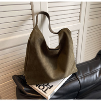 Green Women&#39;s Vintage Bucket Bag - Fashionable Shoulder Bag