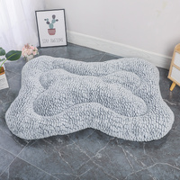 L Blue-grey Rose Velvet Fish Scale Pet Bed - Creative Bone-Shaped Soft and Cozy Dog &amp; Cat Nest