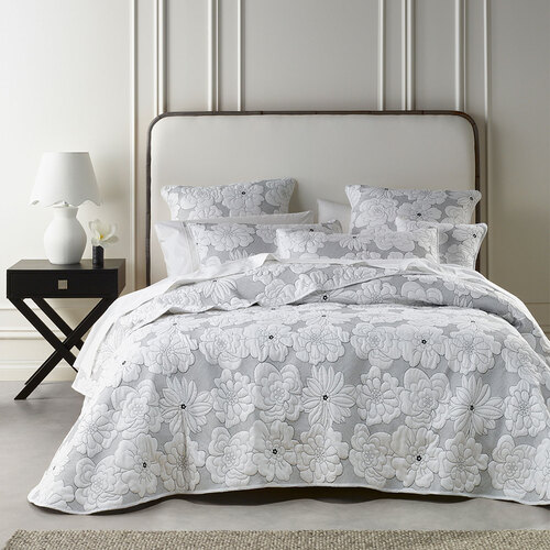 Bianca Leona White 4 Pcs Bedspread Set Super King - Main Image