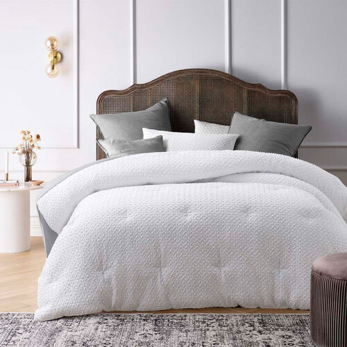 Accessorize Dotty Clip White 3 Piece Jacquard Comforter Set King - Main Image
