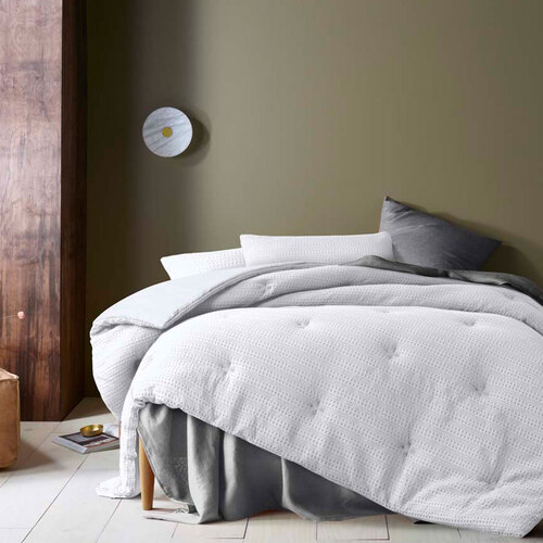 Accessorize Soho Waffle White 3 Piece Comforter Set Queen - Main Image