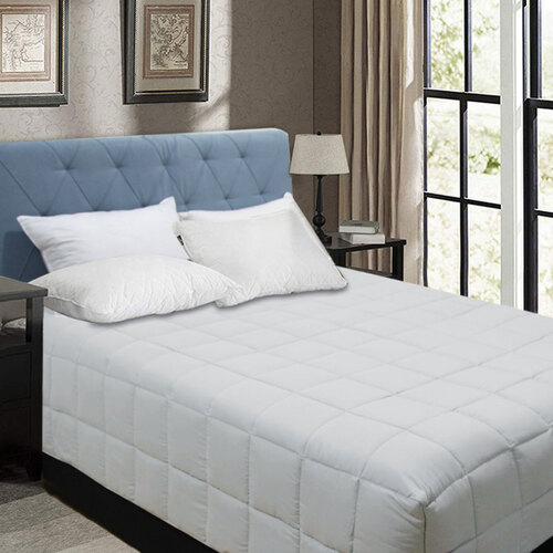 Shangri La Bamboo Blend Microfiber Box End Quilt Silver Single - Main Image