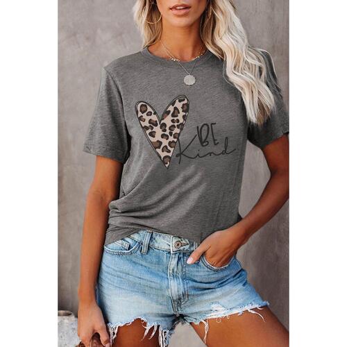 Azura Exchange Leopard Heart Shape Print Short Sleeve T-shirt - M - Main Image
