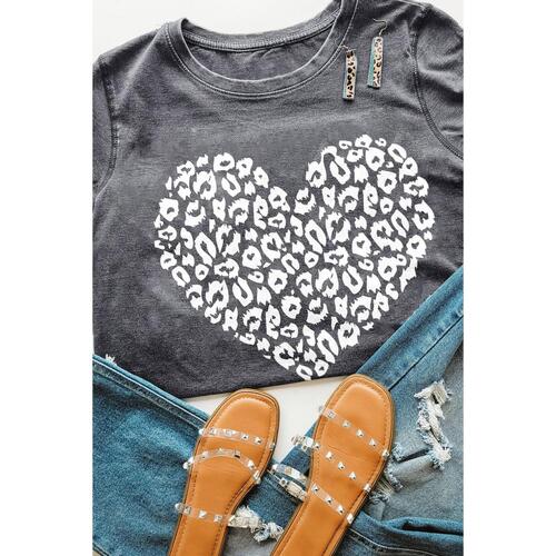 Azura Exchange Leopard Kiss Print Valentines Heart Graphic Tee - 2XL - Main Image