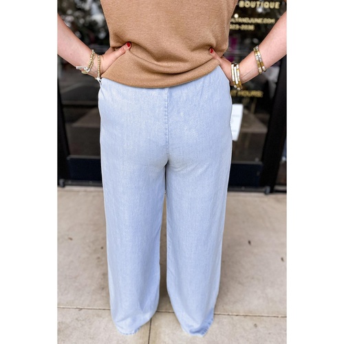 Azura Exchange Beau Blue Light Wash Elastic High Waist Plus Size Loose Straight Jeans - 3X - Main Image