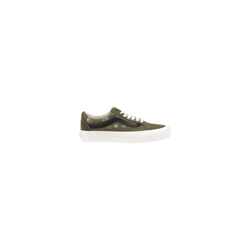Vans Women's Green Leather Sneaker - 40 EU - Main Image
