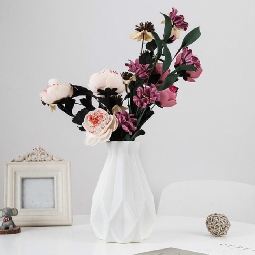 Drop-resistant Vase for Creative Living Room Flower Arrangements - Milk White - Main Image