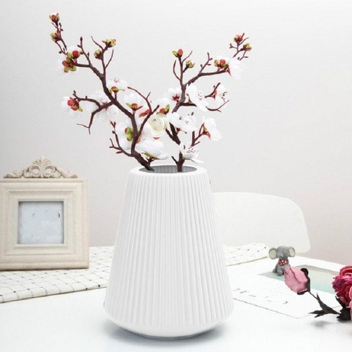 Decorative Wet and Dry Flower Vases for Creative Home Furnishings - Milk White - Main Image