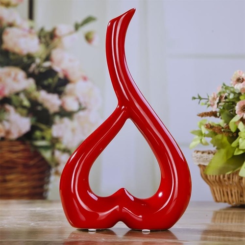 Creative Heart-shaped Ceramic Flower Vase for Home Office or Wedding Decor - Red - Main Image
