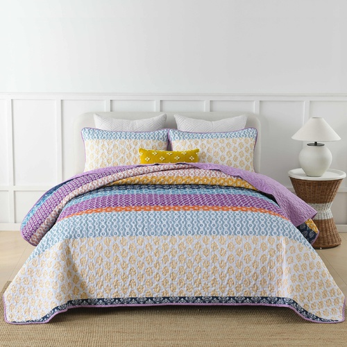Quirky Quilted coverlet and pillowcovers set: Add Personality to Your Space - Queen size - Main Image