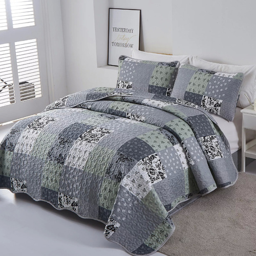 Vivacious Quilted bedspread and pillowcovers set: Full of Life and Energy - Queen size - Main Image