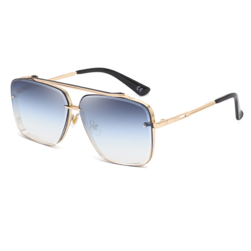 Gredual Blue Square Sunglasses,Fashionable Men's Metal, UV400 Gradient Lenses for Timeless Style - Main Image