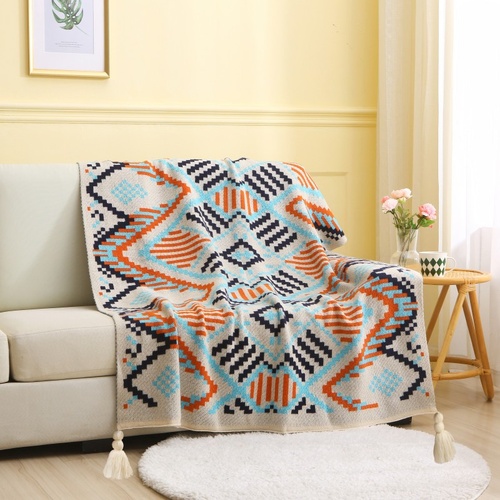 130x200cm Bohemian Woven Throw Blanket - Soft Decorative Sofa Cover with Tassels for Living Room and Bedroom - Main Image
